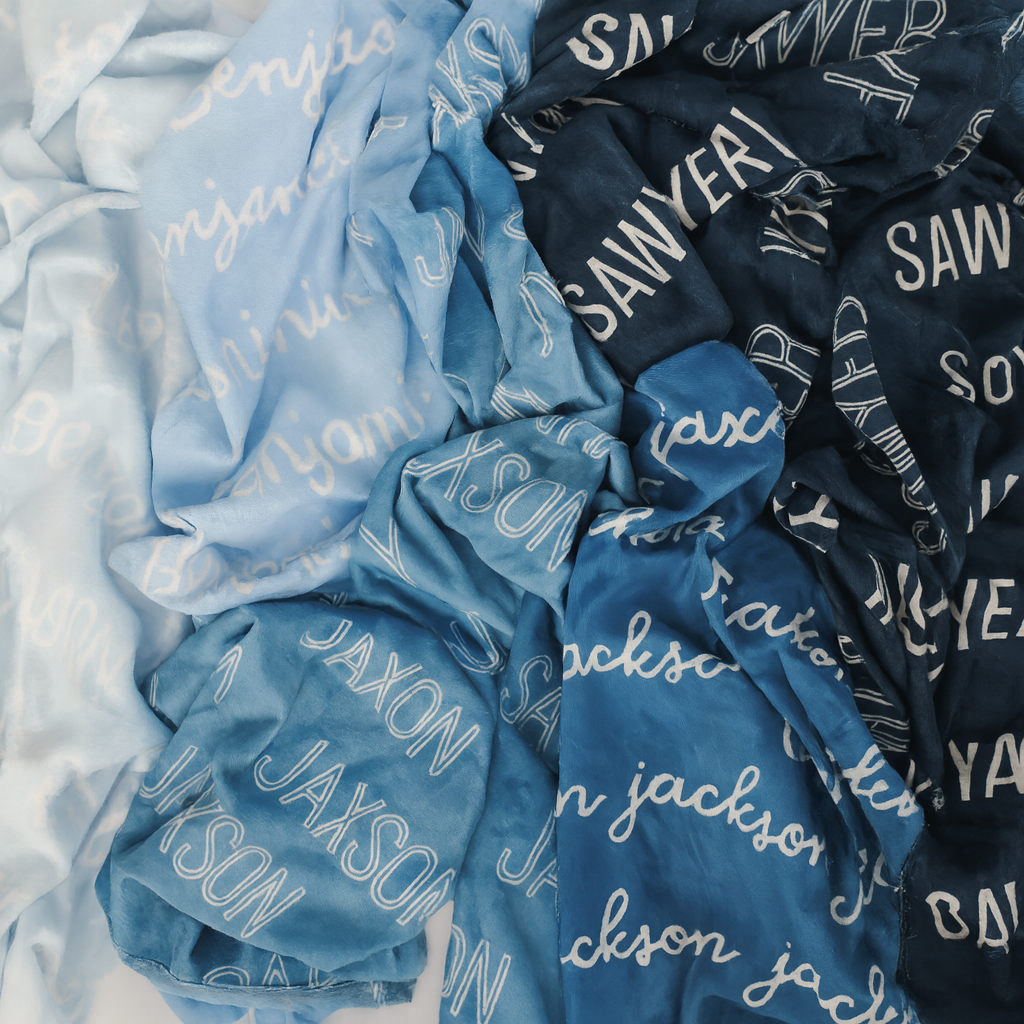 Baby Shower Keepsake Blanket – Personalized Velveteen Plush with Printed Name