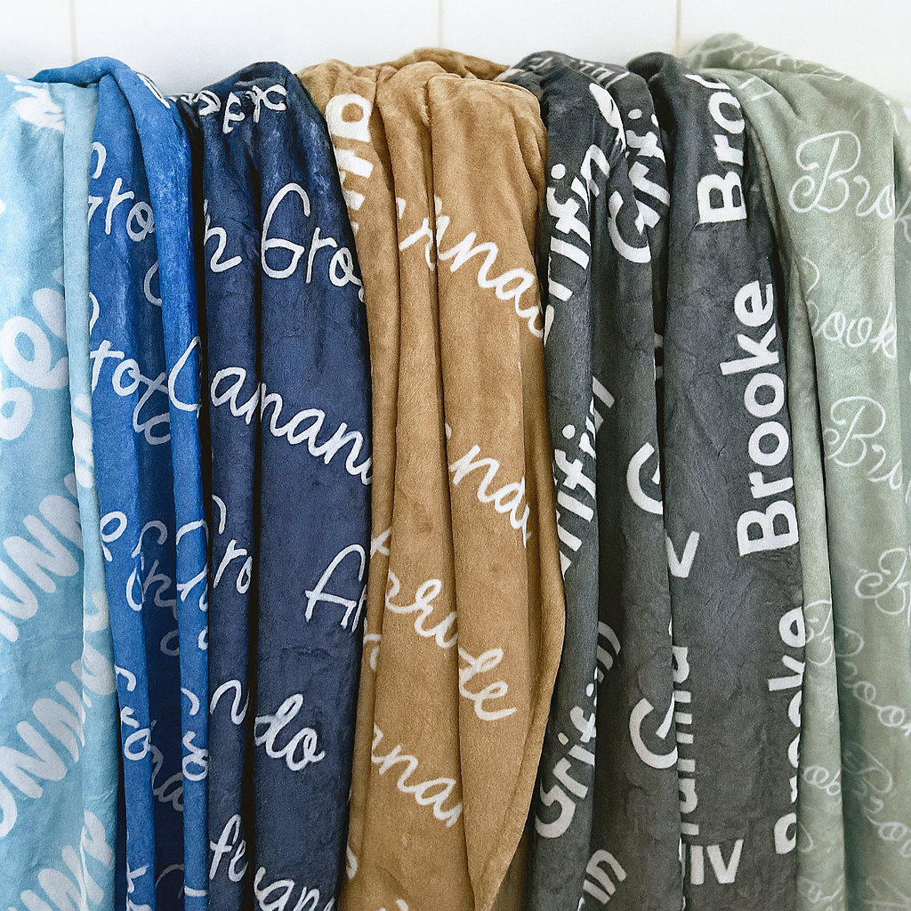 Baby Name Blanket – Personalized Velveteen Plush, Cozy Gift for Newborns & Toddlers
